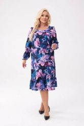 Sukienka Floriana - kobiecość i komfort w kwiatowym wydaniu w odcieniach fioletu PLUS SIZE XXL OVERSIZE. Czerwone sukienki damskie Moda Size Plus Iwanek, bez wzorów, z elastanu, eleganckie, bez ramiączek. W wyprzedaży za 169.90 zł.