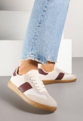 Biało-Bordowe Sneakersy Retro w Stylu Klasycznych Tenisówek Tanonea. Białe obuwie sportowe damskie Born2be, z jeansu, bez zapięcia, tenisowe. Za 79.99 zł.