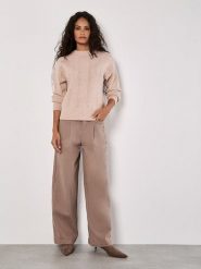Apricot Sweter w kolorze jasnoróżowym rozmiar: XS. Różowe swetry klasyczne damskie Apricot, xs, bez kołnierzyka. Za 65.85 zł.