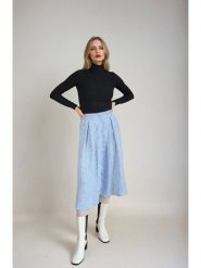 Monki Spódnica w kolorze błękitnym rozmiar: XL. Niebieskie spódnice damskie Monki, xl, bez wzorów, midi. Za 39.99 zł.