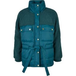 Mieszana kurtka sherpa dla kobiet Urban Classics. Czerwone kurtki damskie Urban Classics, m, bez wzorów, z materiału, bez kaptura. Za 382.40 zł.