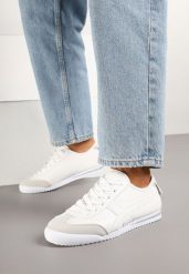Białe Sneakersy w Stylu Klasycznych Tenisówek Dellasia. Białe obuwie sportowe damskie Born2be, na lato, z jeansu, bez zapięcia, tenisowe. Za 79.99 zł.