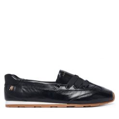 Baleriny Tommy Hilfiger. Czarne balerinki damskie Tommy Hilfiger, bez wzorów. Za 449.99 zł.