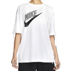 Koszulka Kobieta Nike Sportswear biały. Białe koszulki damskie Nike, bez wzorów, bez kołnierzyka, bez ramiączek. Za 144.65 zł.