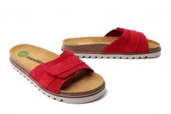 DR. BRINKMANN 700571-04 rot, klapki damskie. Czerwone klapki damskie Dr. Brinkmann, bez wzorów, bez obcasa, bez zapięcia. Za 185.94 zł.