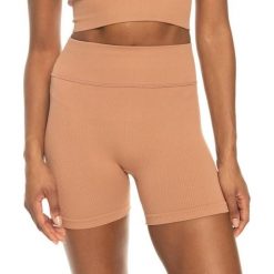 Spodenki turystyczne damskie Roxy Chill Out Seamless Biker. Brązowe spodenki sportowe damskie Roxy, na lato, s, bez wzorów, z materiału, z podwyższonym stanem, trekkingowe. Za 104.49 zł.