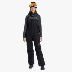 Spodnie narciarskie Kobieta Swedemount Cervinia Bib Pants wodoodporne. Czarne spodnie sportowe damskie SWEDEMOUNT, na zimę, bez wzorów, narciarskie. W wyprzedaży za 522.00 zł.