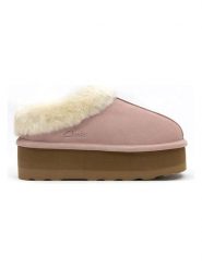 Clarks Skórzane kapcie w kolorze jasnoróżowym rozmiar: 36. Różowe kapcie damskie Clarks, ze skóry. Za 217.99 zł.