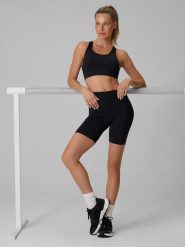 4F Legginsy kolarki treningowe damskie - czarne XS. Czarne legginsy damskie 4F, s, bez wzorów, z dzianiny, z podwyższonym stanem, na fitness i siłownię. Za 99.99 zł.