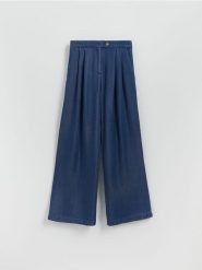 Jeansy wide leg z lyocellu - granatowy. Niebieskie jeansy damskie Reserved. Za 159.99 zł.