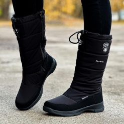 Czarne zimowe śniegowce damskie z membraną American Club Softshell Sn1. Czarne śniegowce damskie American CLUB, z jeansu. Za 249.00 zł.