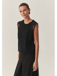 TATUUM Bluzka "Lanera" w kolorze czarnym rozmiar: L. Czarne bluzki damskie TATUUM, l, bez wzorów, z koronki, bez kołnierzyka, bez ramiączek. Za 153.34 zł.