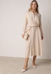 Beżowa Wiskozowa Sukienka Koszulowa z Marszczeniem i Guzikiem w Talii Lennatha. Brązowe sukienki damskie Born2be, bez wzorów, z materiału, eleganckie, bez ramiączek. Za 149.99 zł.