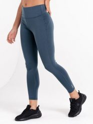 Dare 2b Legginsy sportowe "Legitimate" w kolorze niebieskim rozmiar: 38. Niebieskie legginsy sportowe damskie Dare 2b, bez wzorów, z materiału, outdoorowe. Za 70.41 zł.