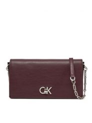 Calvin Klein Torebka K60K612806 Bordowy. Czerwone torebki wieczorowe damskie Calvin Klein, bez wzorów, ze skóry, bez dodatków. Za 369.99 zł.