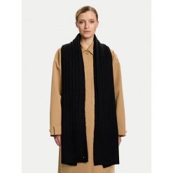 Szalik Tommy Hilfiger. Czarne szaliki damskie Tommy Hilfiger, bez wzorów. Za 259.99 zł.