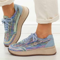 Niebieskie sneakersy damskie M.Daszyński Ol39-2. Niebieskie obuwie sportowe treningowe M.Daszyński, z jeansu. W wyprzedaży za 269.10 zł.