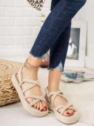 Sixth Sens Sandały w kolorze kremowym rozmiar: 38. Brązowe sandały damskie Sixth Sens, bez wzorów, z otwartym noskiem, bez obcasa, bez zapięcia. Za 146.97 zł.