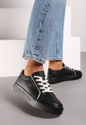 Czarne Sneakersy na Płaskiej Podeszwie ze Skóry z Metaliczną Ozdobą Melabra. Czarne obuwie sportowe damskie Renee, ze skóry, bez zapięcia. Za 159.99 zł.