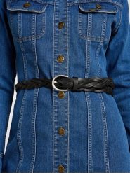 LEE DAMSKI PASEK LEE BRAIDED BELT BLACK 112351438. Czarne paski damskie Lee, bez wzorów. W wyprzedaży za 64.99 zł.