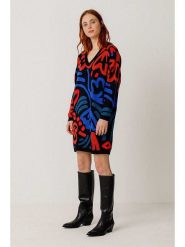 SKFK Sukienka dzianinowa w kolorze czarno-niebiesko-czerwonym rozmiar: 44. Czarne sukienki damskie SKFK, bez wzorów, z bawełny, bez ramiączek. Za 347.99 zł.
