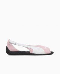 Klapki damskie Puma Speedcat. Białe klapki damskie Puma, bez wzorów, ze skóry, bez obcasa, bez zapięcia. Za 270.99 zł.