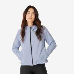 Kurtka turystyczna damska Quechua MH100. Fioletowe kurtki damskie QUECHUA, m, bez wzorów, z materiału, bez kaptura. Za 199.99 zł.