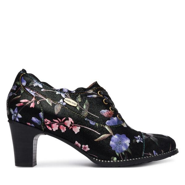 Półbuty Laura Vita. Niebieskie czółenka damskie LAURA VITA, bez wzorów, bez obcasa, na obcasie. Za 289.99 zł.