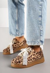 Panterkowe Sneakersy na Niskiej Platformie z Aplikacjami i Kokardkami Divienne. Obuwie sportowe damskie Renee, z jeansu, bez zapięcia. Za 79.99 zł.