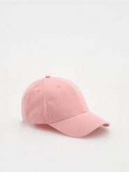Czapka z daszkiem - różowy. Czerwone czapki z daszkiem damskie Reserved, bez wzorów. W wyprzedaży za 35.99 zł.