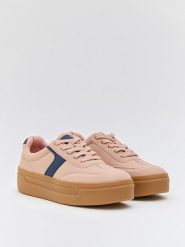 Belucci Sneakersy w kolorze jasnoróżowym rozmiar: 39. Różowe obuwie sportowe damskie Belucci, bez zapięcia. Za 118.01 zł.