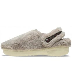 Klapki Crocs Classic Unfurgettable Clog Dorośli. Brązowe klapki damskie Crocs, bez wzorów, z materiału, bez obcasa, bez zapięcia. Za 362.99 zł.