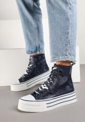 Granatowe Trampki na Grubej Podeszwie w Serduszka za Kostkę Umirana. Niebieskie trampki damskie Born2be, bez wzorów, z jeansu, przed kolano, bez zapięcia. Za 89.99 zł.