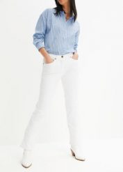 Jeansy ze stretchem straight, mid waist. Niebieskie jeansy damskie bonprix. Za 124.99 zł.
