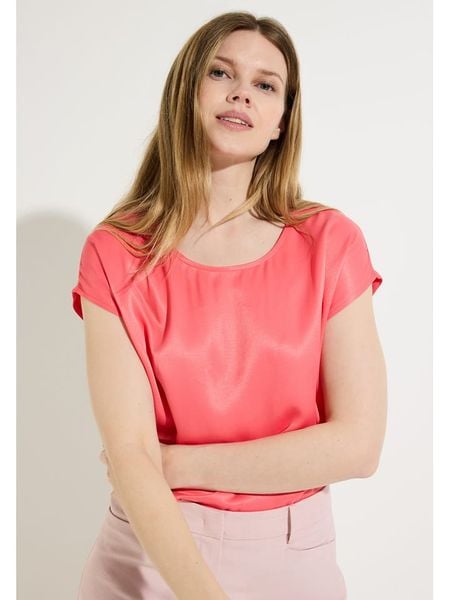 More & More Bluzka w kolorze koralowym rozmiar: 44. Czerwone bluzki damskie More & More, bez wzorów, bez kołnierzyka, bez ramiączek. Za 119.95 zł.