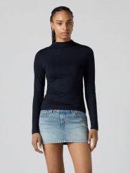 Levi's Koszulka w kolorze granatowym rozmiar: L. Niebieskie bluzki damskie Levi's, l, bez wzorów, bez kołnierzyka, bez ramiączek. Za 74.63 zł.