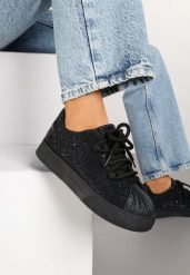 Czarne Sneakersy z Ozdobnym Tłoczeniem i Cyrkoniami Dorreia. Czarne obuwie sportowe damskie Renee, z jeansu, bez zapięcia. Za 69.99 zł.