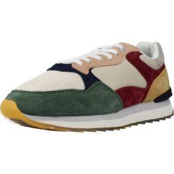 Buty Hoff Montreal z zamszu, beżowe. Brązowe obuwie sportowe damskie HOFF, z zamszu, bez zapięcia. W wyprzedaży za 495.10 zł.