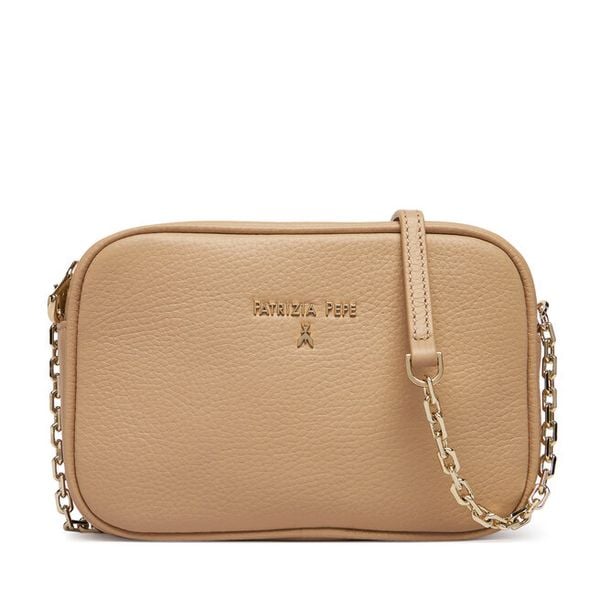 Torebka Patrizia Pepe. Brązowe listonoszki damskie Patrizia Pepe, bez wzorów, bez dodatków. Za 689.99 zł.