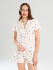Piżama dwuczęściowa w serduszka - kremowy. Białe piżamy damskie Sinsay, bez wzorów, bez ramiączek. Za 49.99 zł.