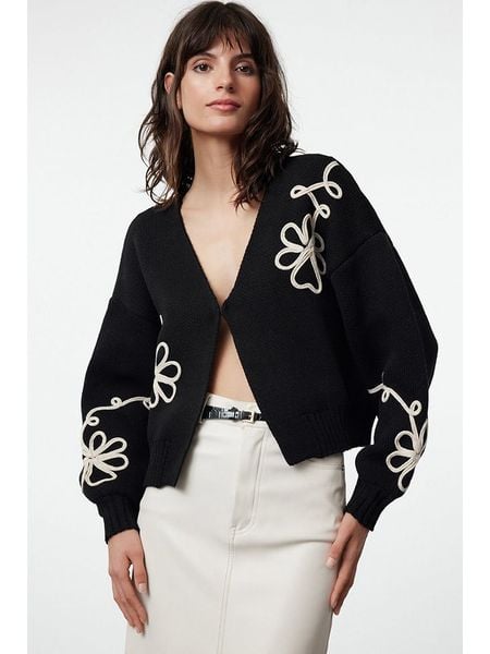 Trendyol Kardigan w kolorze czarnym rozmiar: S. Brązowe kardigany damskie Trendyol, s, z aplikacjami, ze splotem. Za 83.03 zł.