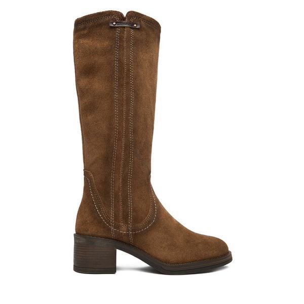 Kozaki Tamaris. Brązowe kozaki damskie Tamaris, bez obcasa, na słupku, bez zapięcia. Za 619.99 zł.