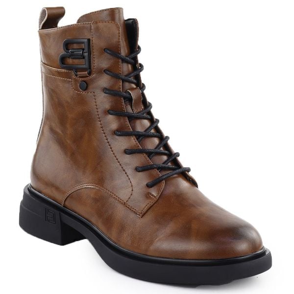 Skórzane botki damskie workery brązowe Filippo DBT7361. Brązowe botki damskie Filippo, ze skóry, bez obcasa, bez zapięcia. Za 319.99 zł.