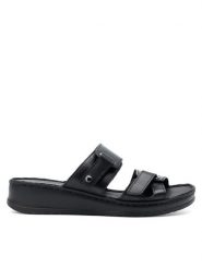 Go Soft Klapki ARC-027-01 Czarny. Czarne klapki damskie GO SOFT, bez wzorów, ze skóry, bez obcasa, bez zapięcia. Za 129.99 zł.