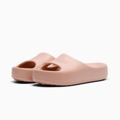 Klapki damskie Puma SHIBUSA różowe 38908218 r 37. Czerwone klapki damskie Puma, bez wzorów, z materiału, bez obcasa, na platformie, bez zapięcia. Za 174.54 zł.