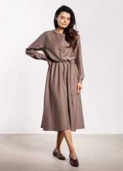 Elegancka sukienka rozkloszowana z długim rękawem taupe. Sukienki damskie Infinite You, bez wzorów, eleganckie, bez ramiączek. Za 349.00 zł.