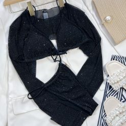 Dwuczęściowy strój kąpielowy z topem na plażę lub basen Morfydd. Czarne bikini Intica, bez wzorów, z materiału. Za 149.00 zł.