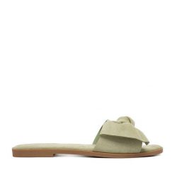 Klapki JENNY. Zielone klapki damskie Jenny, bez wzorów, bez obcasa, bez zapięcia. Za 79.99 zł.