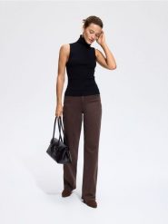 Jeansy straight comfort - brązowy. Brązowe jeansy damskie Reserved. Za 139.99 zł.