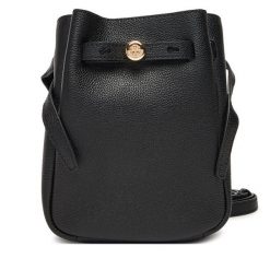 Torebka Tory Burch. Czarne listonoszki damskie Tory Burch, bez wzorów, bez dodatków. Za 1,589.00 zł.
